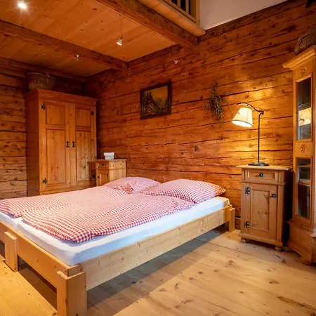 Holiday home Kollreiderhof